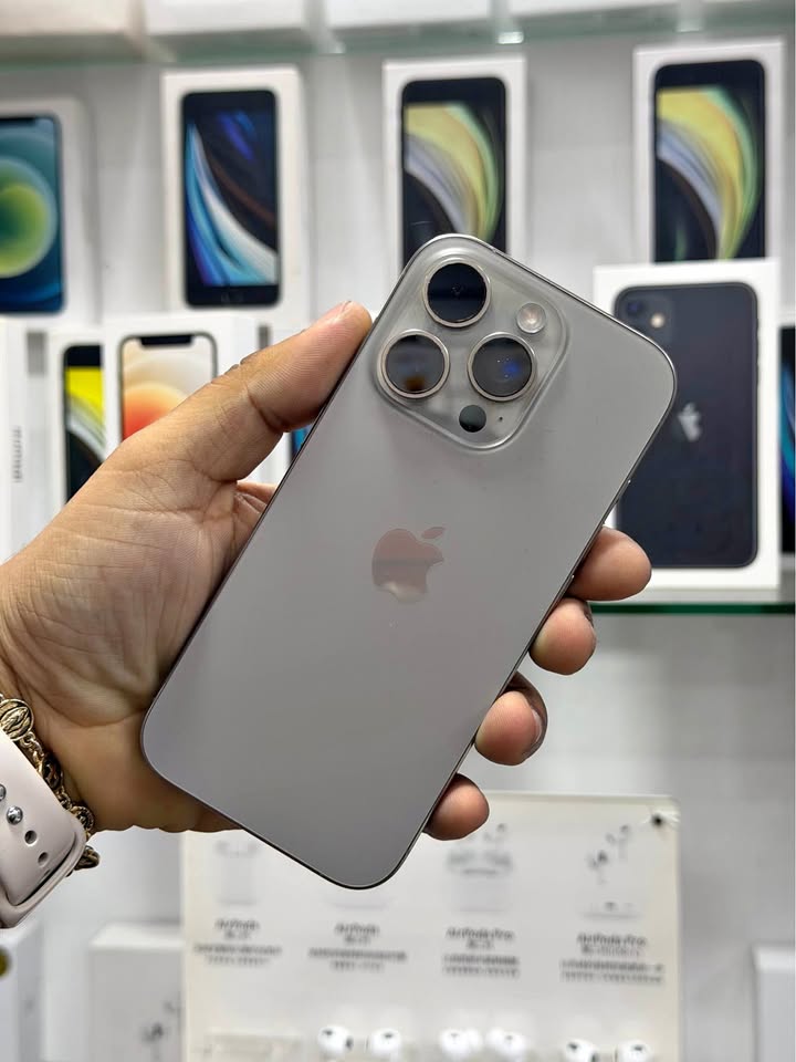 iPhone 16 Pro – 256GB – Gris