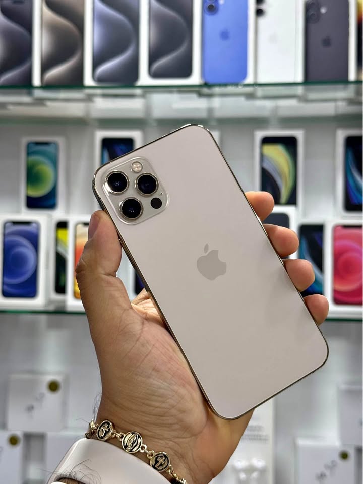 iPhone 12 Pro – 128GB – Dorado