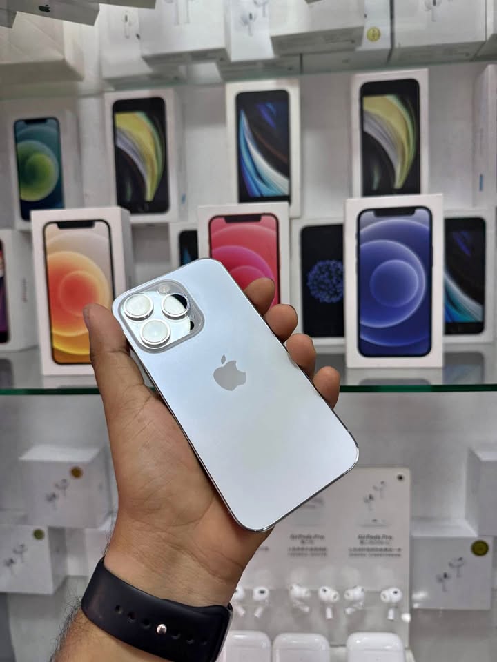 iPhone 14 Pro – 256GB – Plata