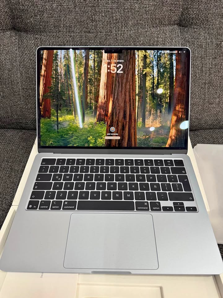 MacBook Air M4 (2025) – 13.6” – 16GB RAM – 256GB – Azul