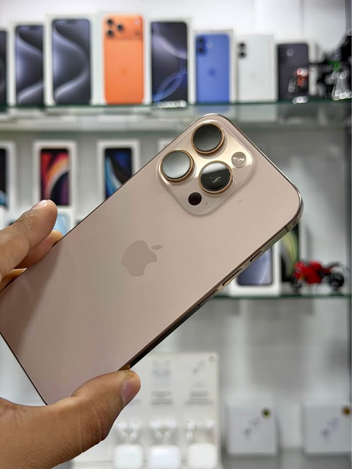 iPhone 16 Pro – 256GB – Dorado
