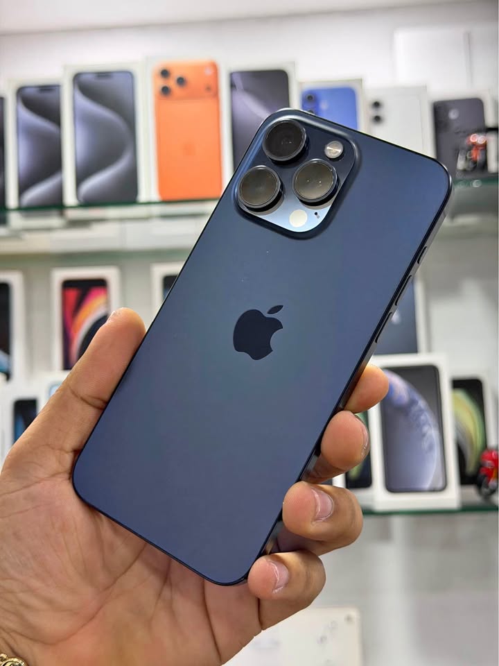 iPhone 15 Pro Max – 256GB Azul