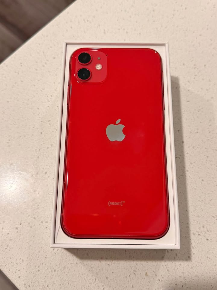 iPhone 11 – 128GB (Color ROJO)