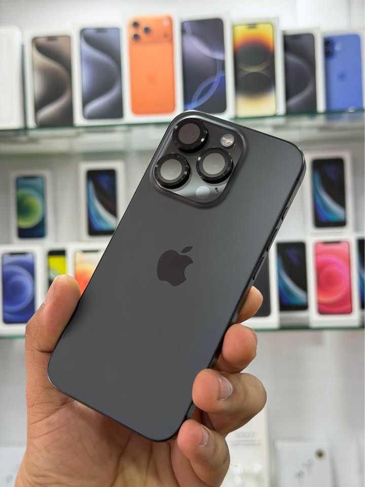 iPhone 15 Pro – 256GB – Negro