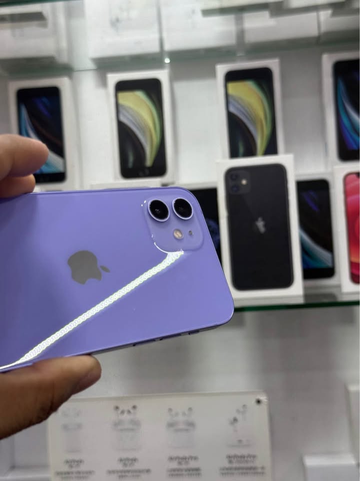 iPhone 12 – 128GB – Morado