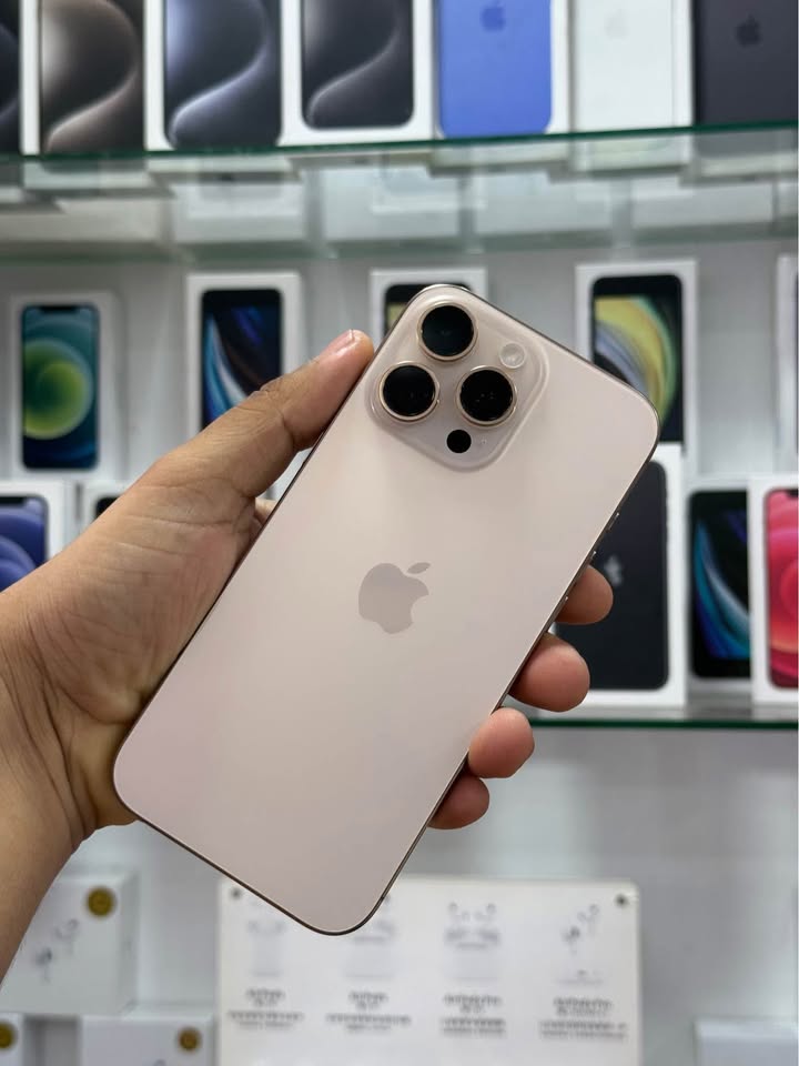iPhone 16 Pro Max – 512GB – Doado