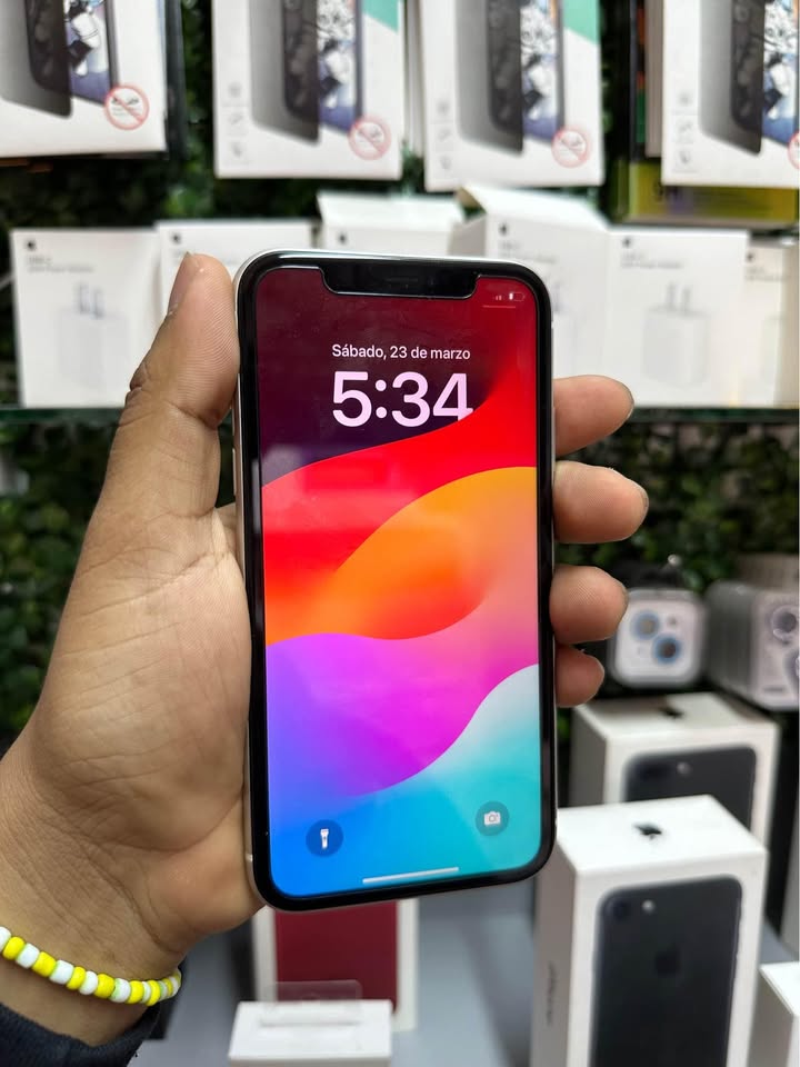 iPhone 11 – 128GB – Blanco