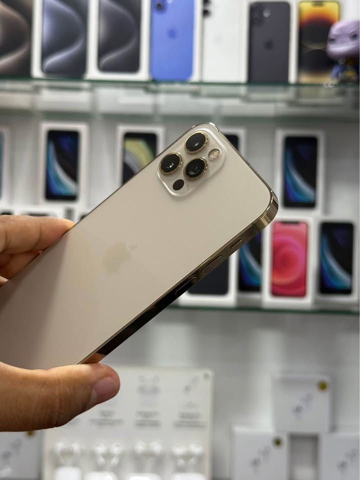 iPhone 12 Pro – 128GB – Dorado