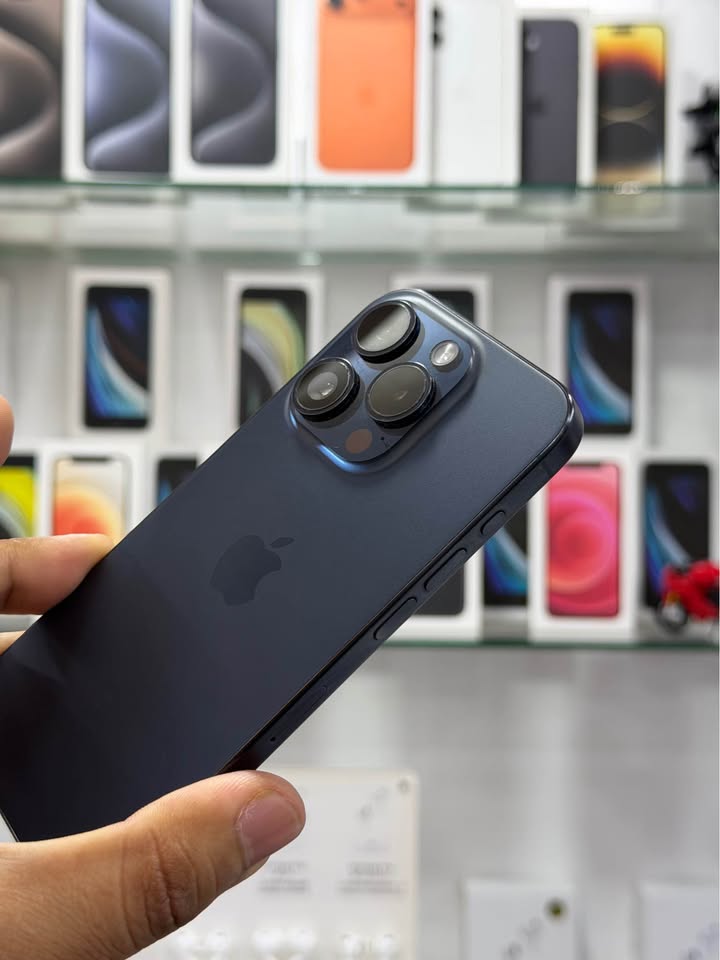 iPhone 15 Pro – 256GB – Azul