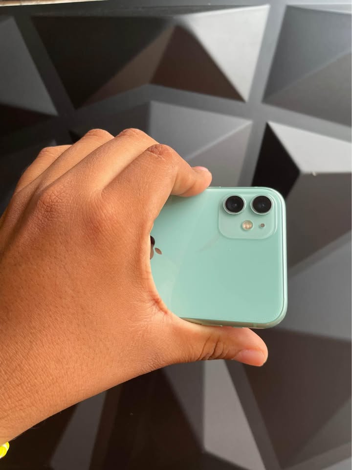 iPhone 11 – 128GB – Verde