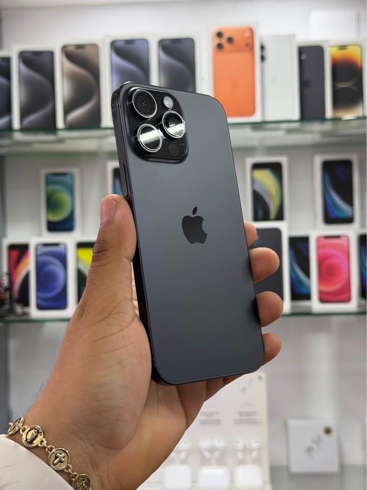 iPhone 16 Pro Max – 256GB - Negro