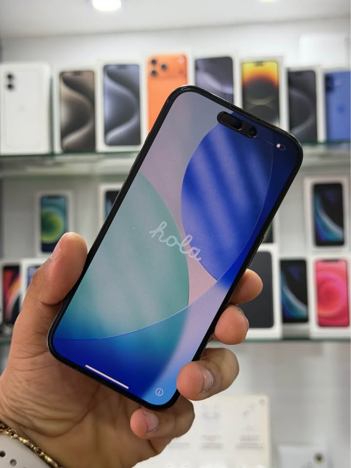 iPhone 15 Pro – 256GB – Negro