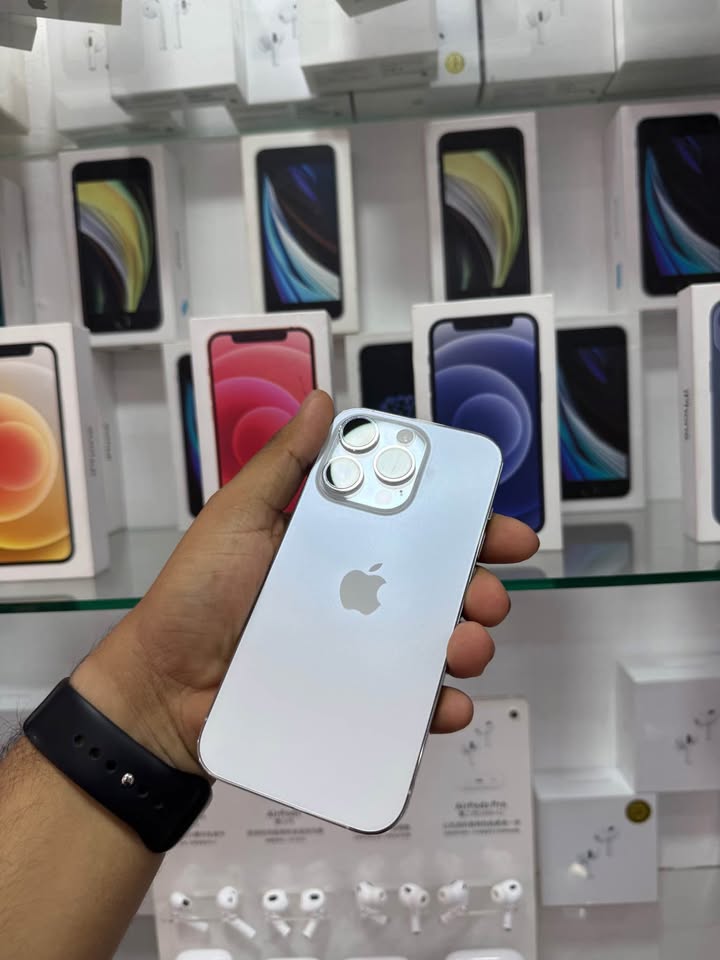 iPhone 14 Pro – 256GB – Plata