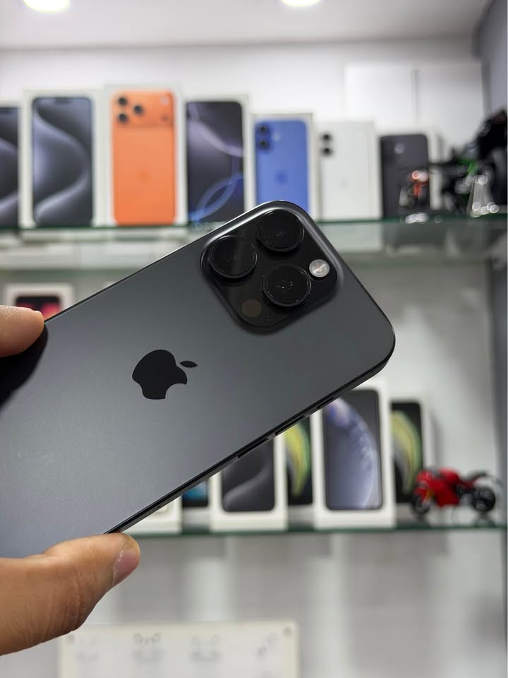 iPhone 16 Pro – 256GB – Negro