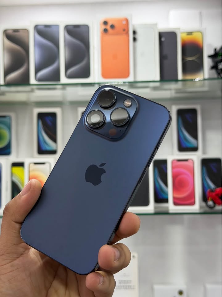 iPhone 15 Pro – 256GB – Azul