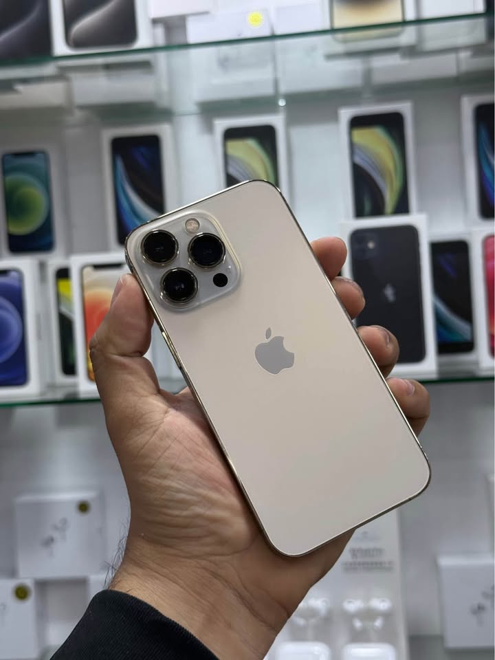 iPhone 13 Pro – 128GB (Dorado)