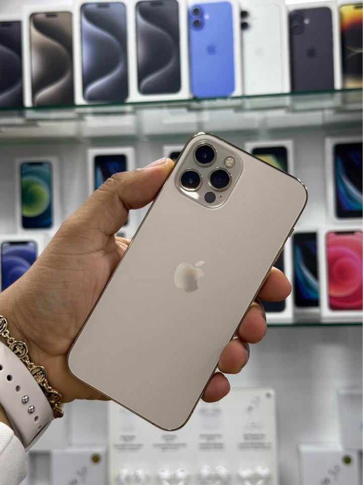 iPhone 12 Pro – 128GB – Dorado