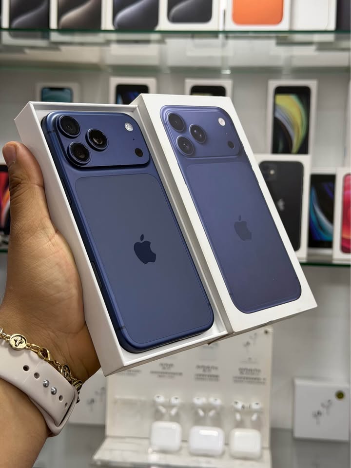 iPhone 17 Pro Max – 256GB – Azul (Nuevo)