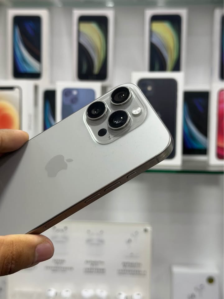 iPhone 16 Pro – 256GB – Gris