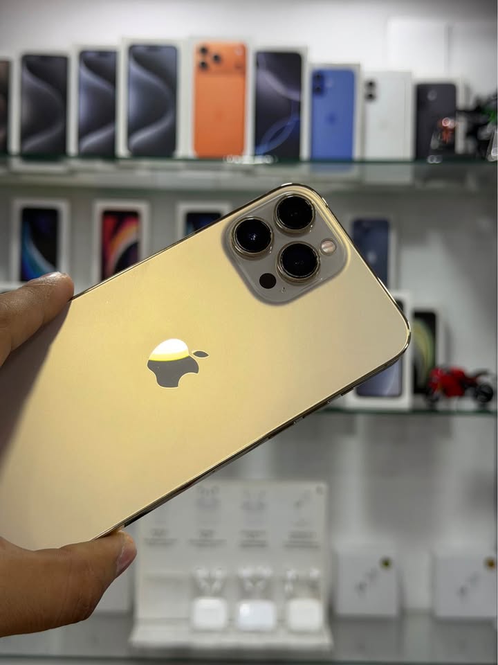 iPhone 13 Pro Max – 128GB – Dorado