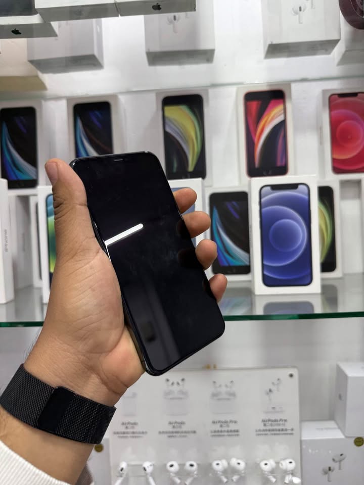iPhone 11 Pro Max – 512GB