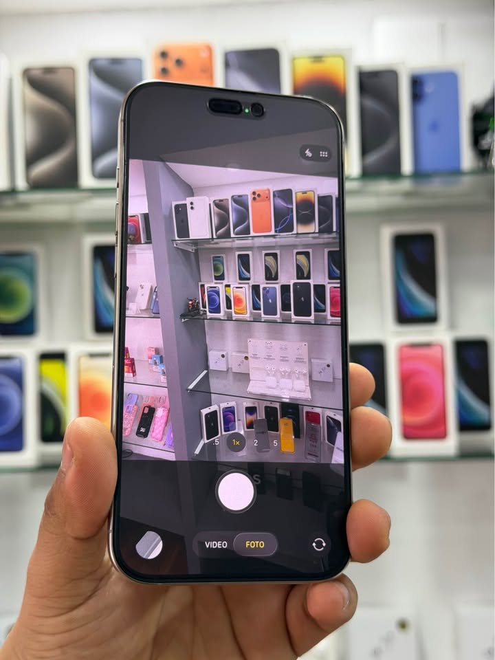 iPhone 16 Pro Max – 512GB – Gris