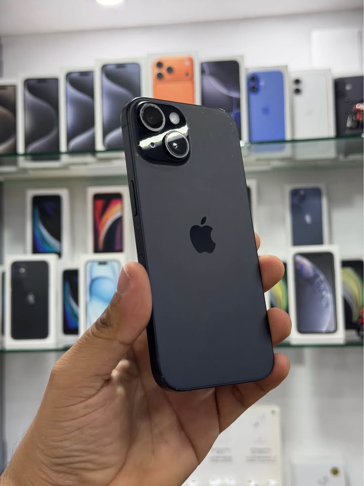 iPhone 15 – 128GB Negro
