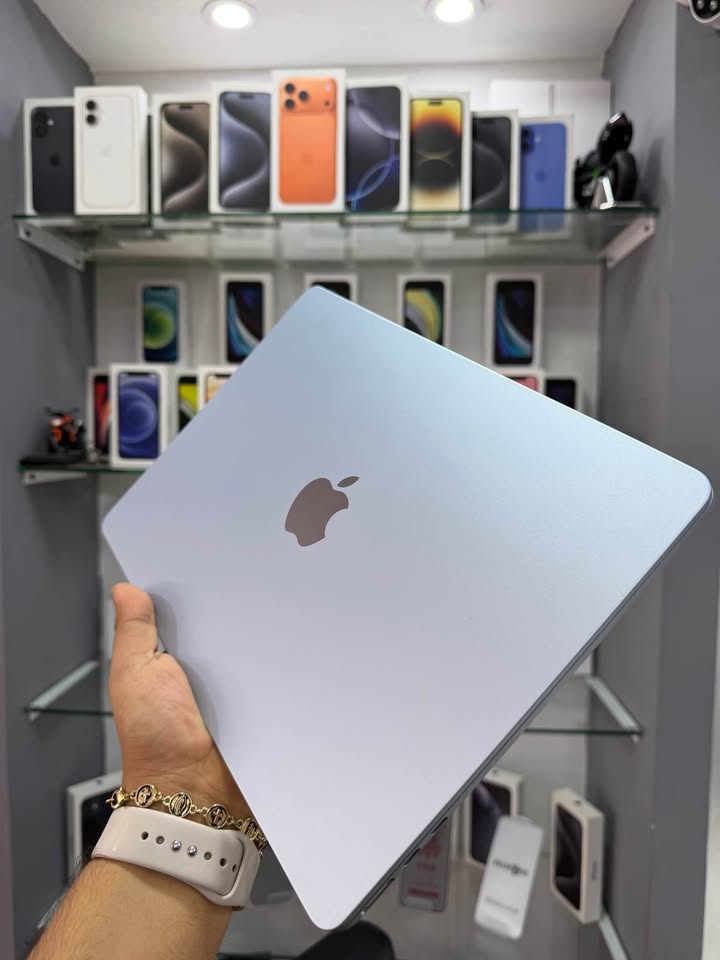 MacBook Air M4 (2025) – 13.6” – 16GB RAM – 256GB – Azul