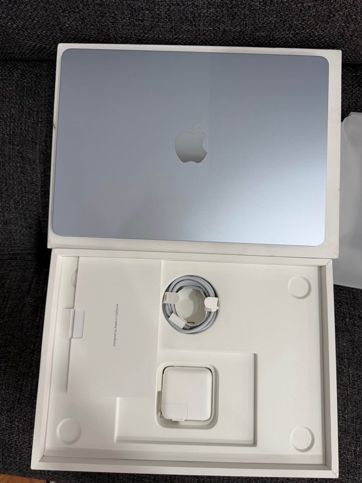 MacBook Air M4 (2025) – 13.6” – 16GB RAM – 256GB – Azul